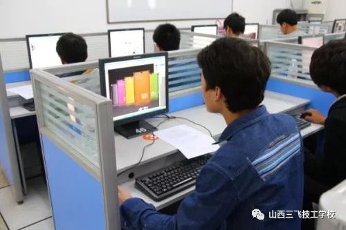 岚县初高中毕业生福音 计算机技术开发专业，毕业即就业，入学即签合同